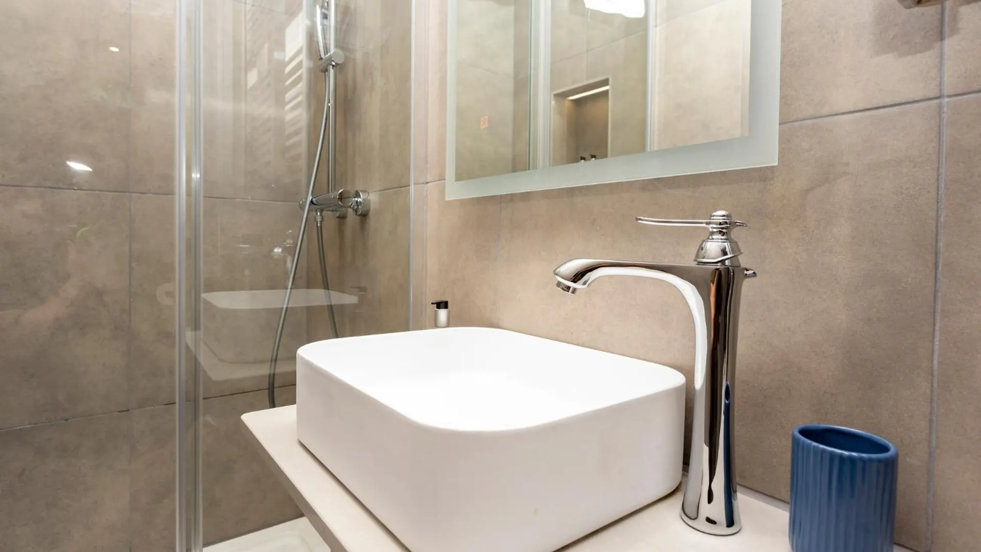 Mono Suites New Town Edinburg Lägenhetshotell